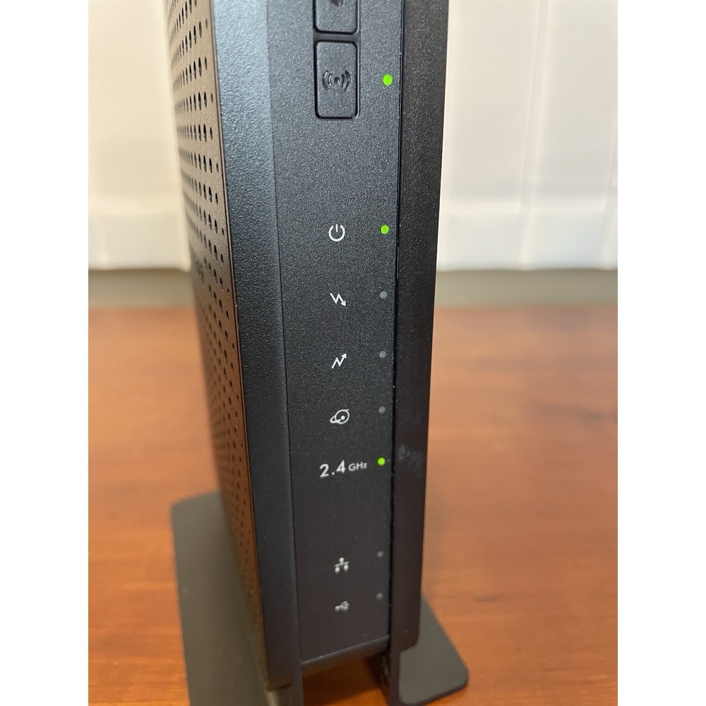 NETGEAR C3000 340 Mbit/s Cable Modem Router - Picture 2 of 6